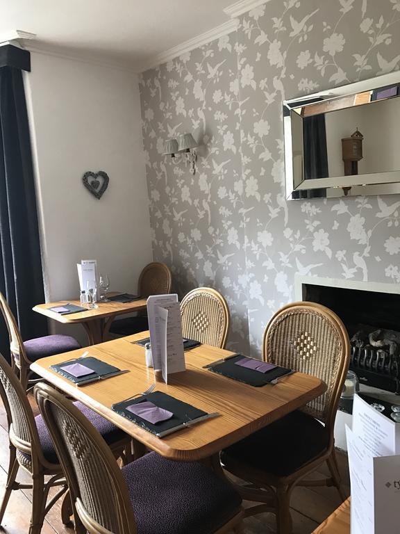 Ty Mawr Hotel Llanbedr  Zewnętrze zdjęcie